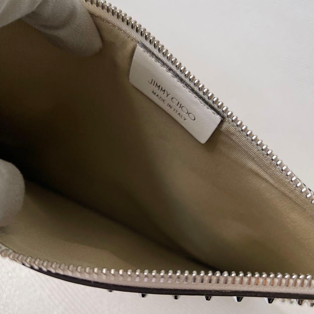 ジミーチュウ　JIMMY CHOO クラッチバッグ　スタッズ　ホワイト　ポーチ