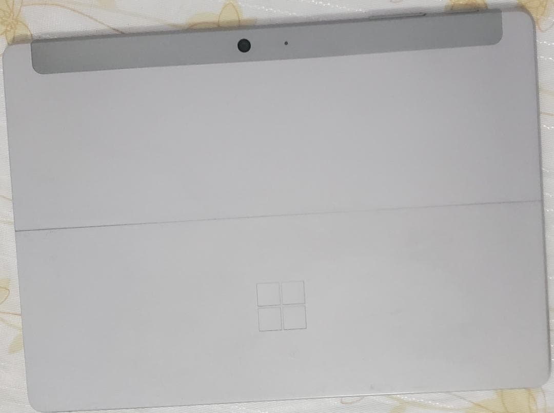 (ほぼ新品) Surface GO 3 6500Y/4GB/64GB off