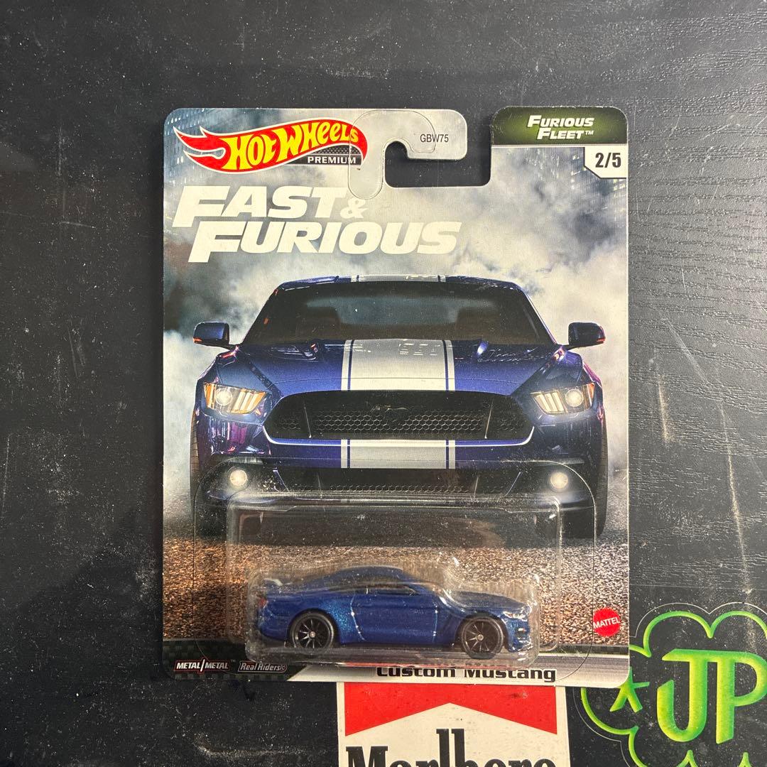 ホンダS2000ピンク、R34ブルー、エクリプスグリーン、rx7赤　スヌープT