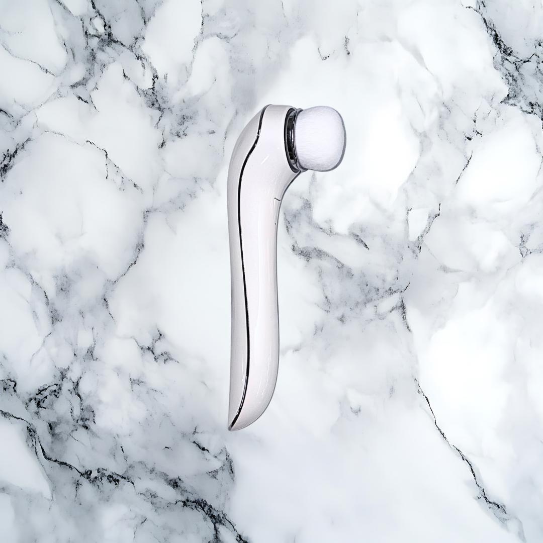 リファクリア　RF-CL2123B　中古品　洗顔ブラシ、洗顔器 RCL05