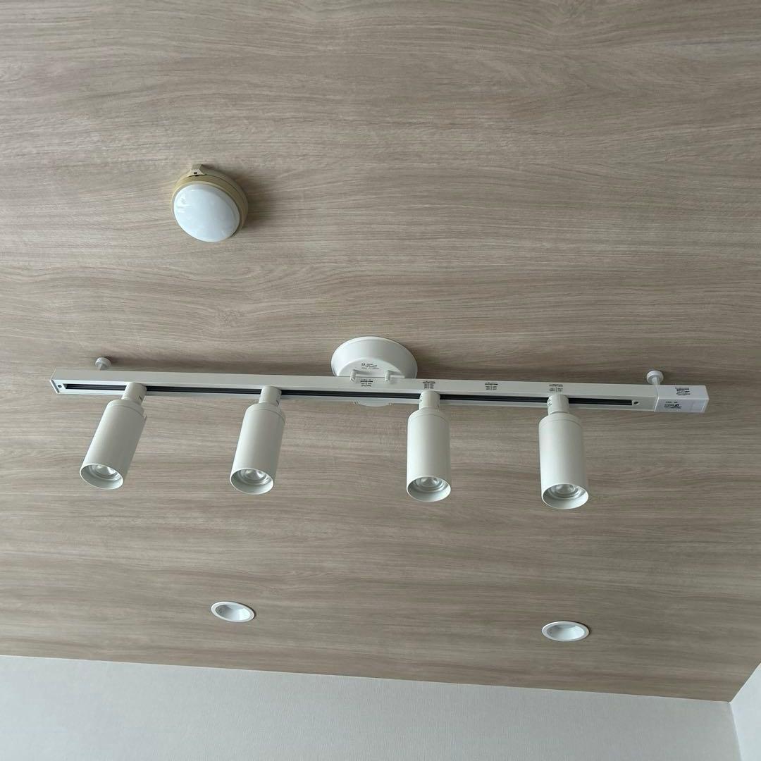 2024年製コイズミシーリングライト✖️8灯 オーデリックダクトレール✖️2本