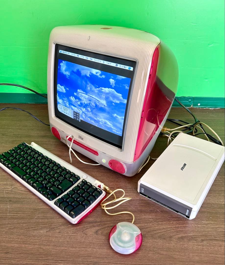Macデスクトップ The iMac G3, originally released