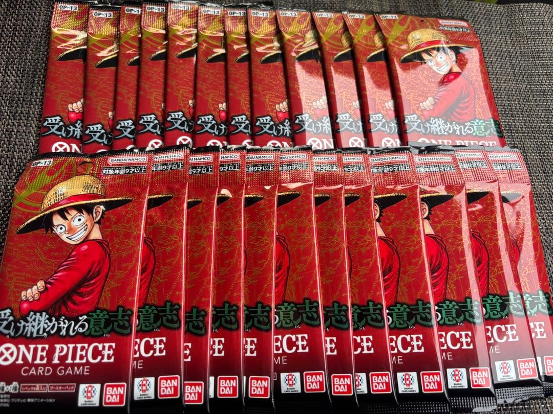 新品未開封　ワンピースカードゲーム　受け継がれる意志　24パック