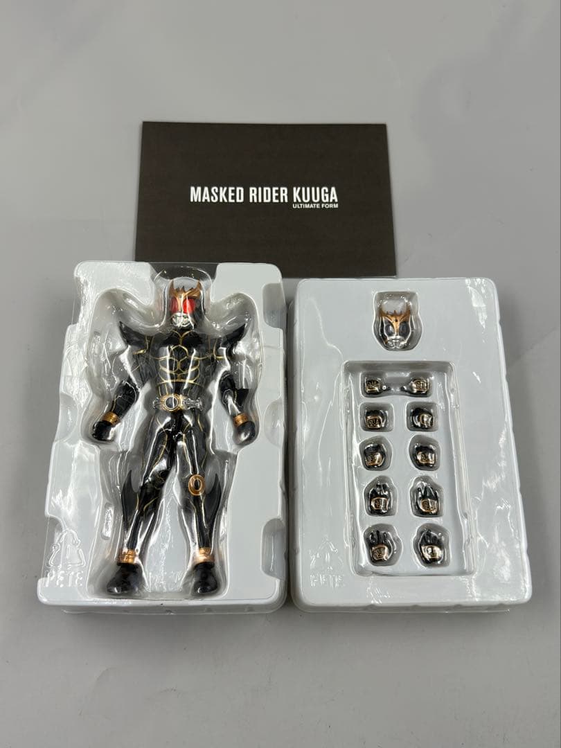 ☆ S.H.Figuarts 仮面ライダークウガ アルティメットフォーム