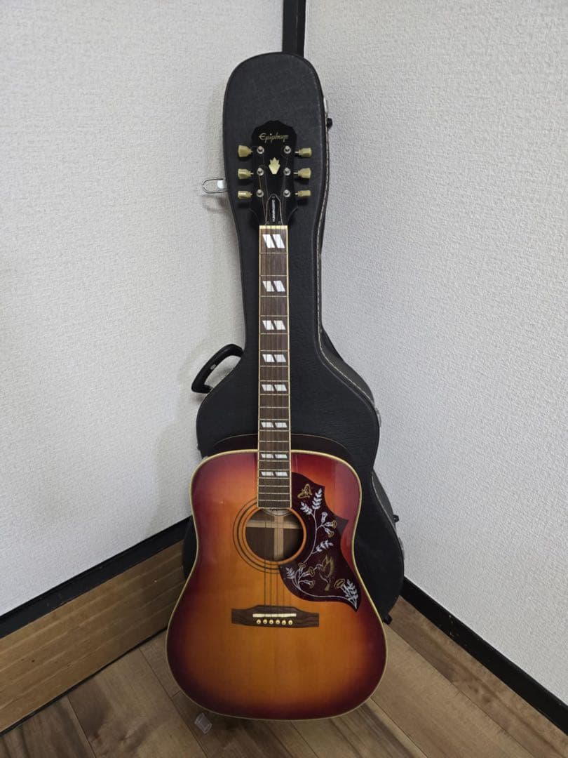 Epiphone Hummingbird / CH のアコースティックギター