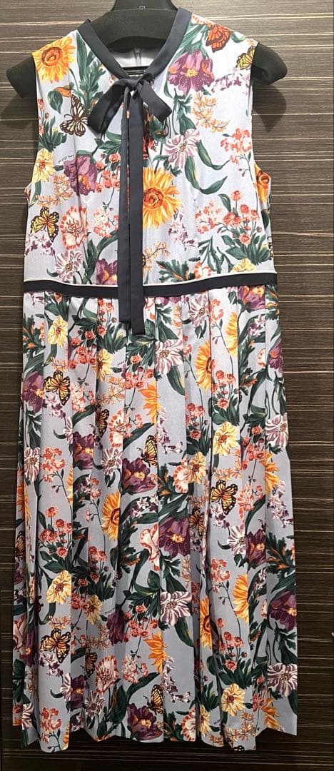 超美品☆Lois CRAYONワンピース