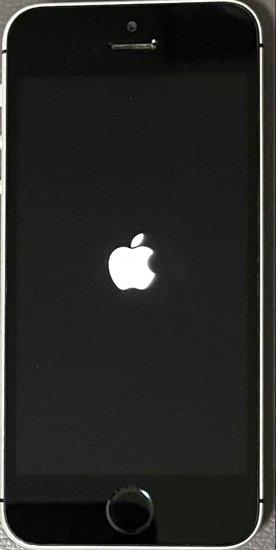 【中古】 iPhoneSE 128GB スペースグレイ SIMフリー 本体