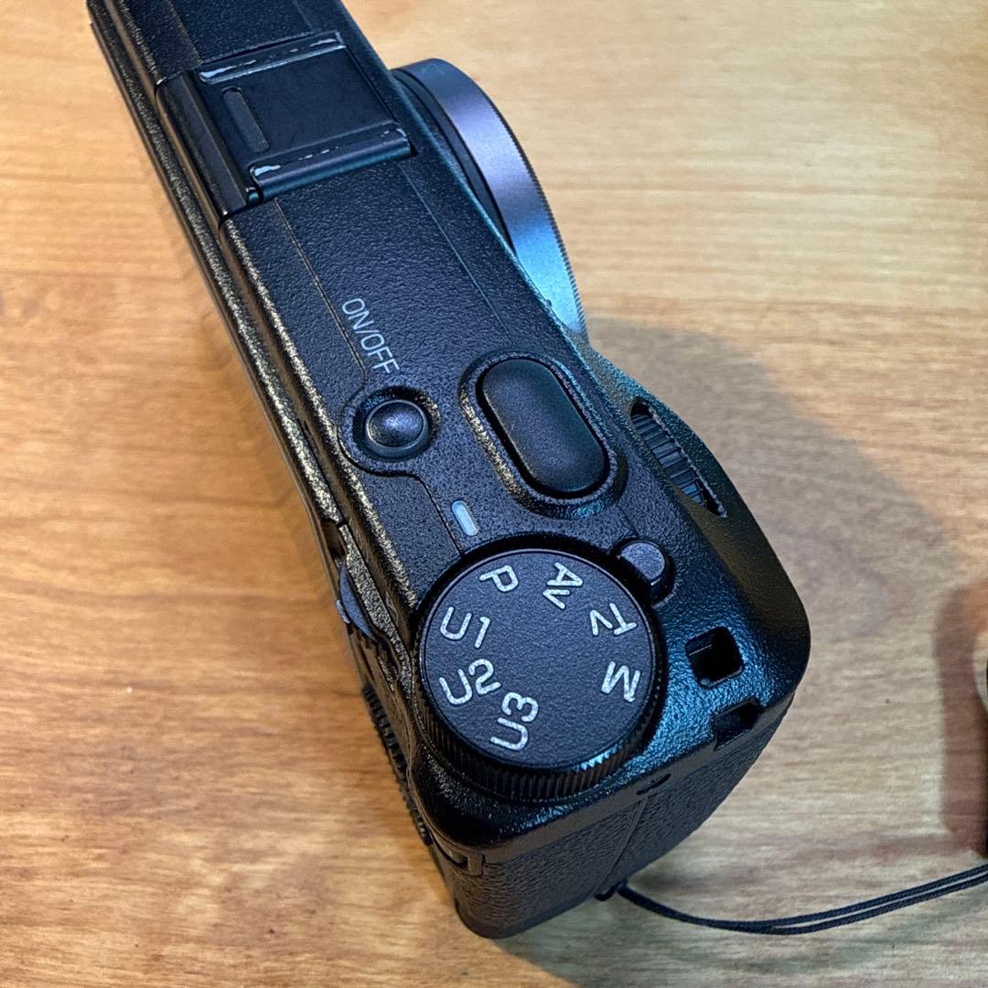 Ricoh GR III xコンパクトデジタルカメラ(純正リングキャップ付)