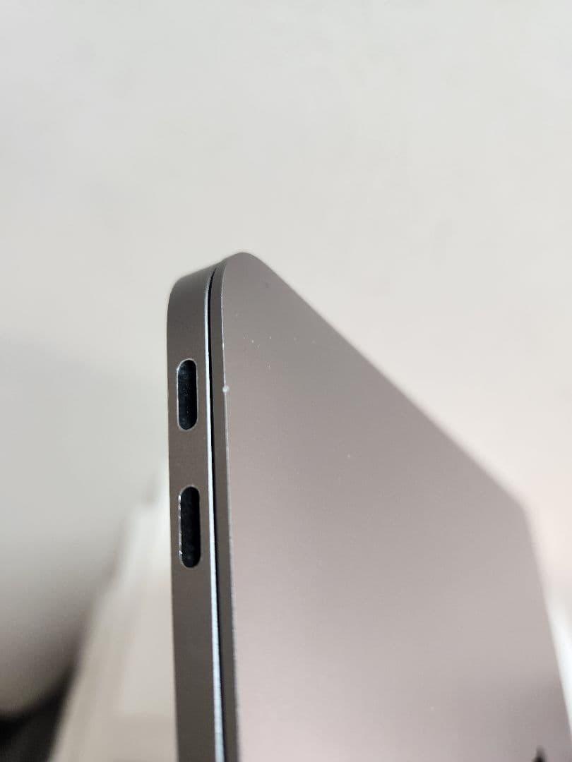 MacBook本体 Macbook Air 2020 i3 8GB/256GB