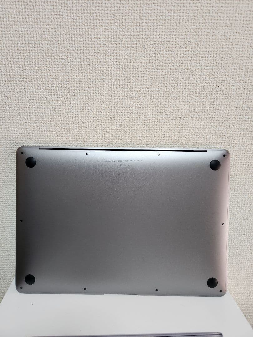 MacBook本体 Macbook Air 2020 i3 8GB/256GB