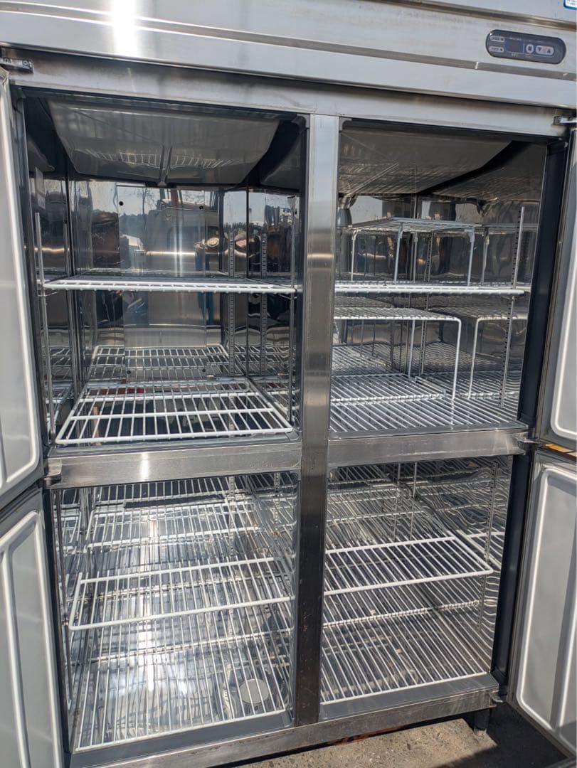 業務用4ドア冷蔵庫／冷凍庫【動作確認済み】