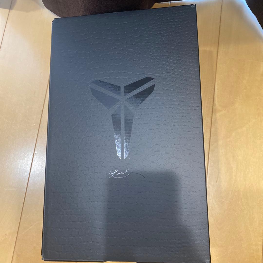 Nike Kobe 9 Elite Low EM 黒/黄色