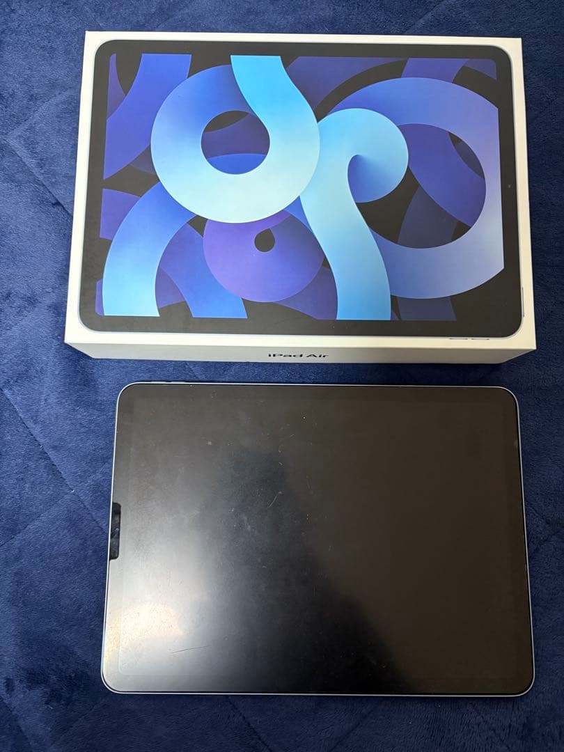 iPad Air4 スカイブルー 本体 箱、純正充電器付き