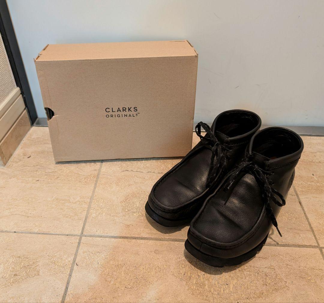 靴 Clarks Wallabee BT GTX Black