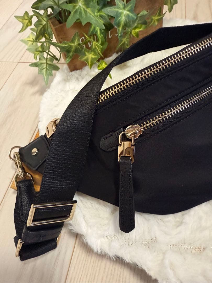 ♠︎ケイトスペード♠︎ 人気♡ ボディバッグ・ウエストポーチ・ブラック