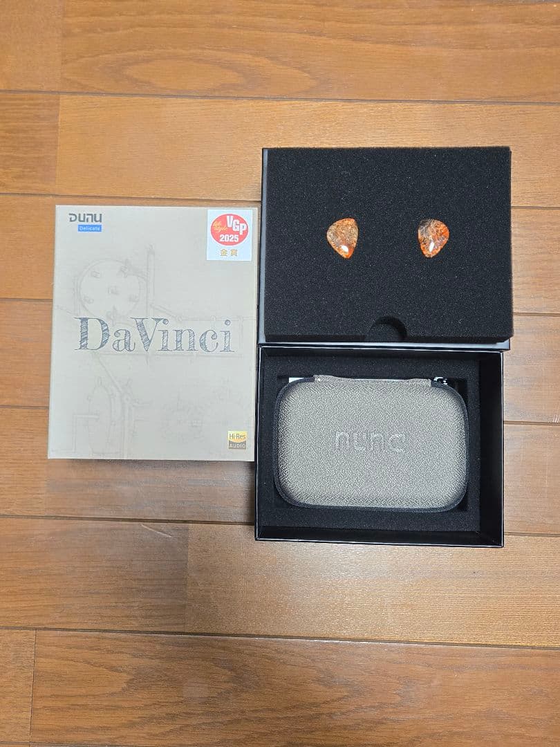 イヤホン Dunu Davinci