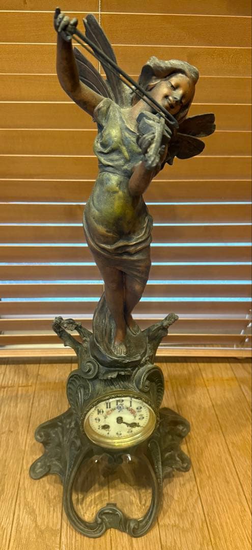 アンティーク　ブロンズ　アールヌーボー　銅像　置き時計