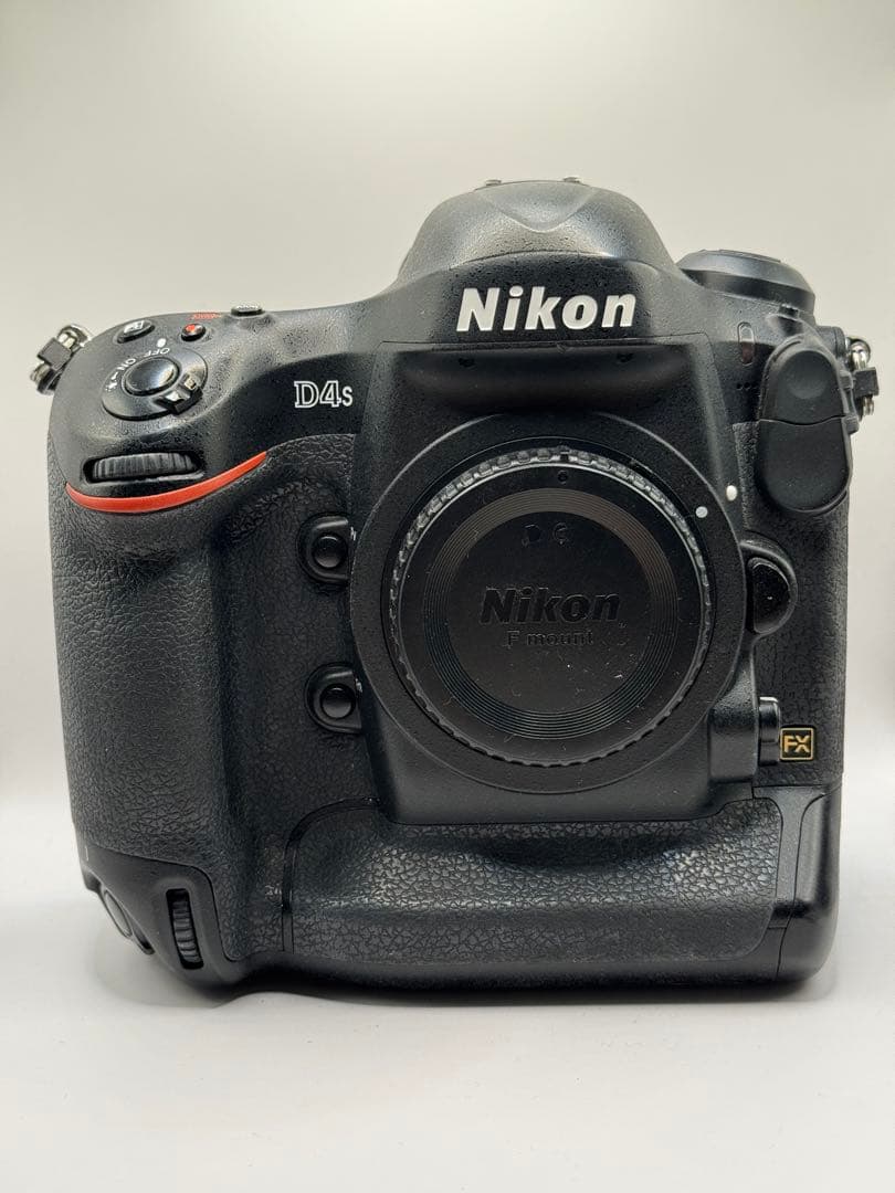 d*g様 Nikon D4s – 全体的に良好（シャッター回数 99,454回）
