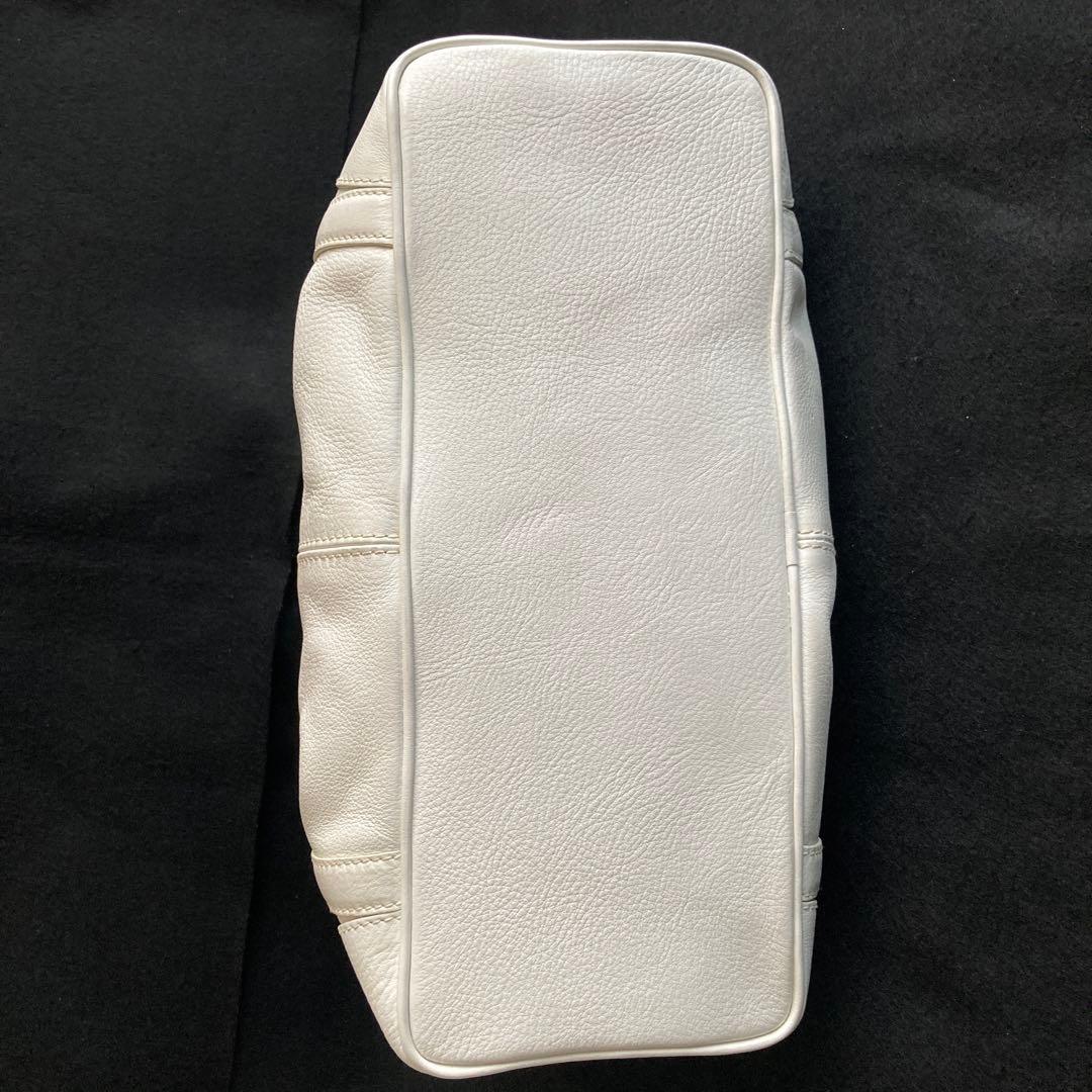 未使用に近い　マルベリー　トートバッグ　グレインレザー　ターンロック　ホワイト