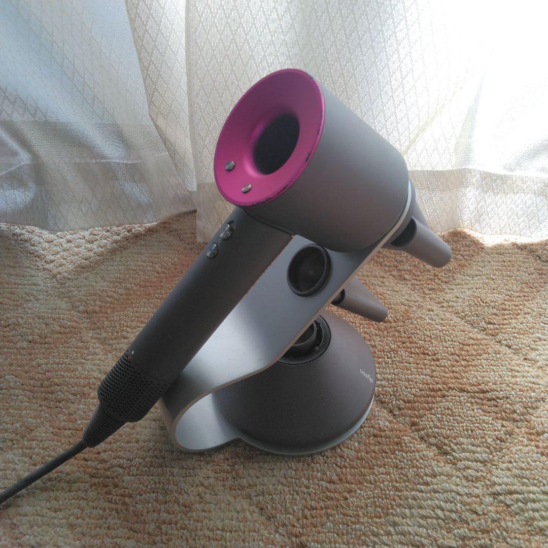 動作良好　スタンド付き　ダイソン　Dyson　ドライヤー