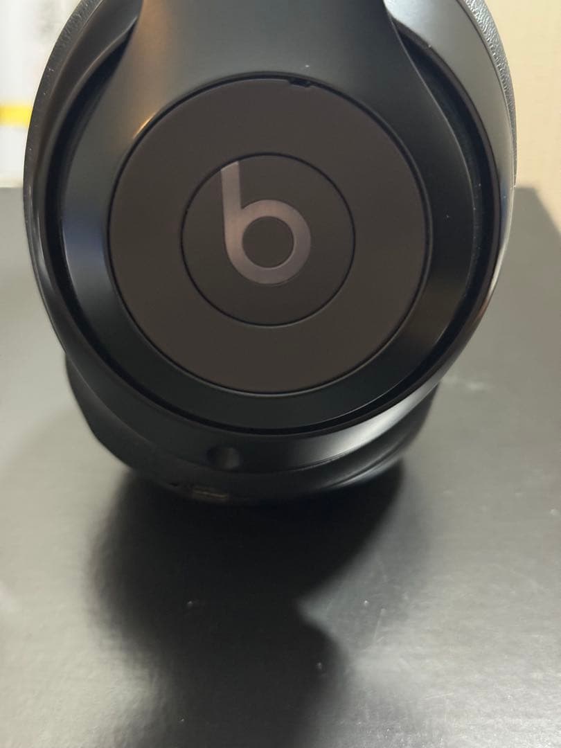 Beats studio pro ブラック 【ケース、ケーブル2本込】