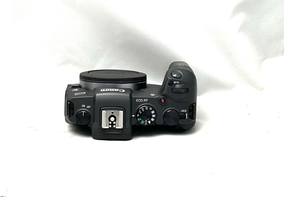Canon EOS RPミラーレス一眼カメラ