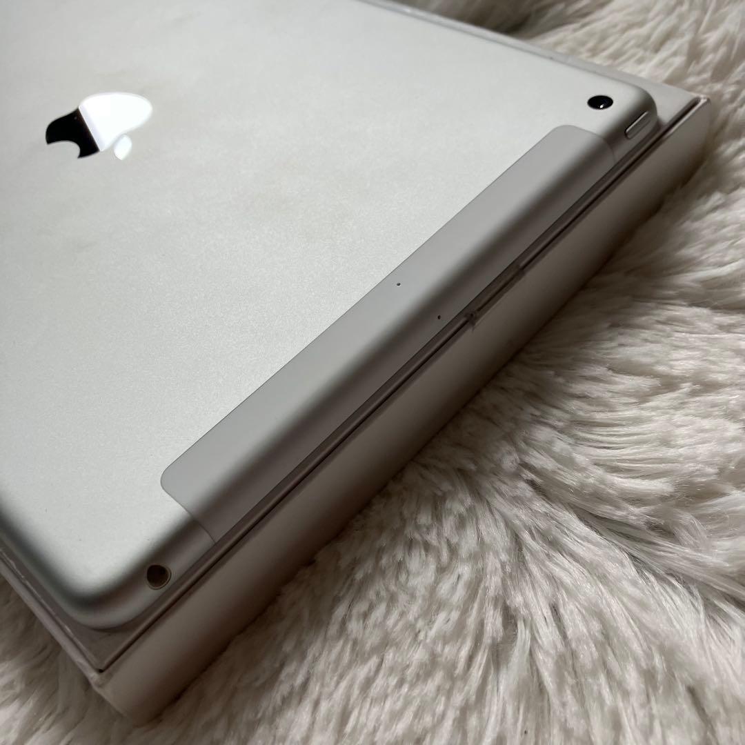 【即購入OK】iPad 第9世代 セルラーモデル【極美品】 #17 【付属品】