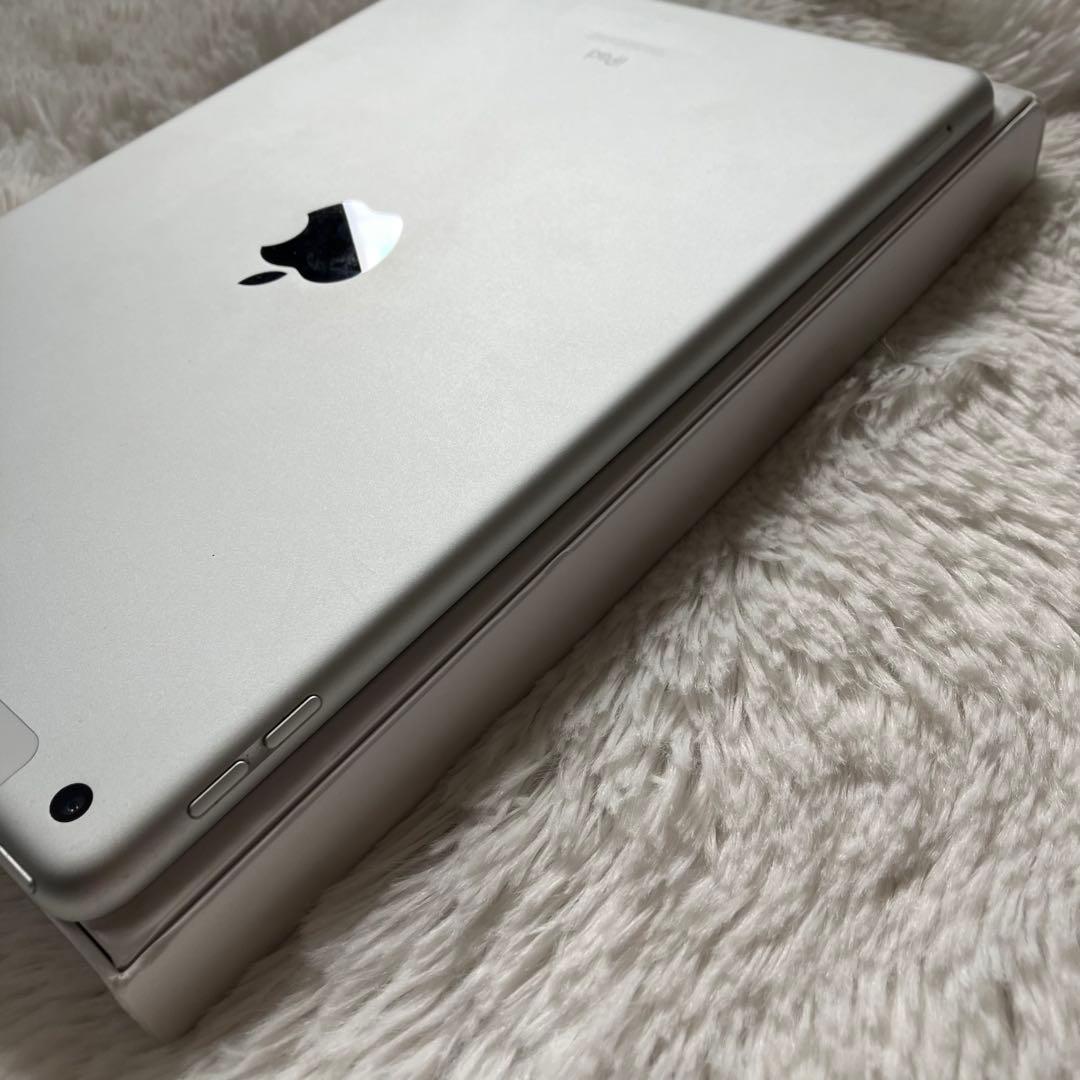 【即購入OK】iPad 第9世代 セルラーモデル【極美品】 #17 【付属品】
