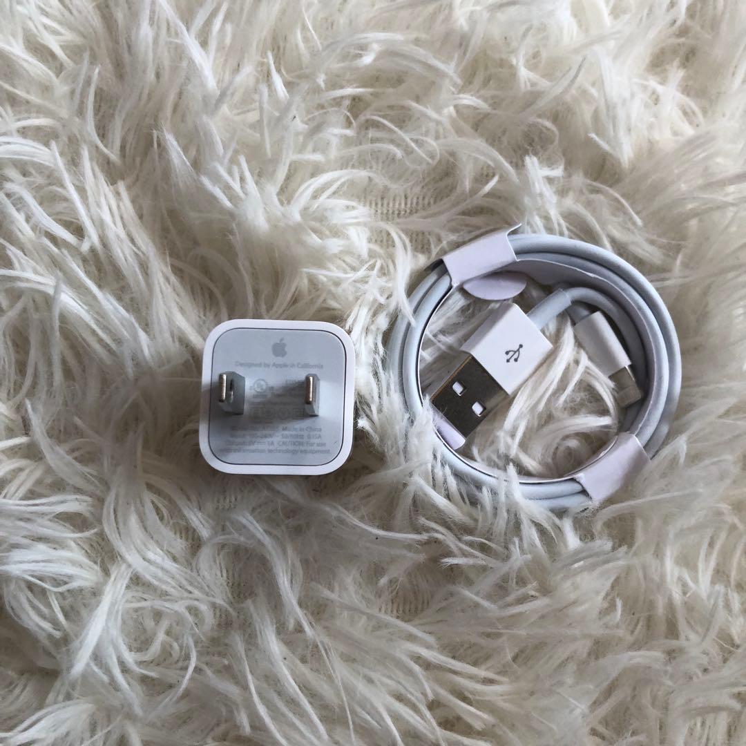 【即購入OK】iPad 第9世代 セルラーモデル【極美品】 #17 【付属品】