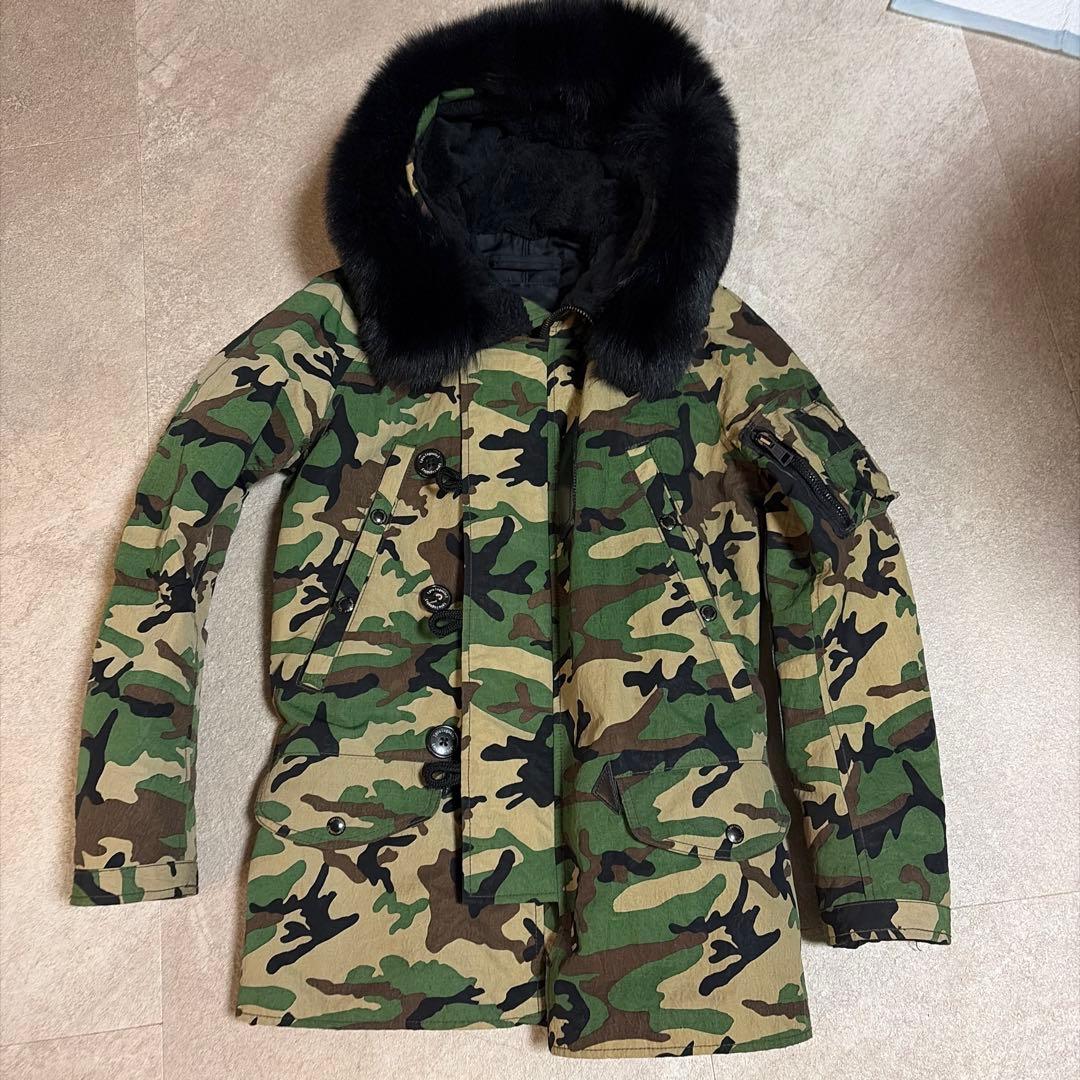 1 piu 1 uguale 3 カモフラージュ ミリタリージャケット