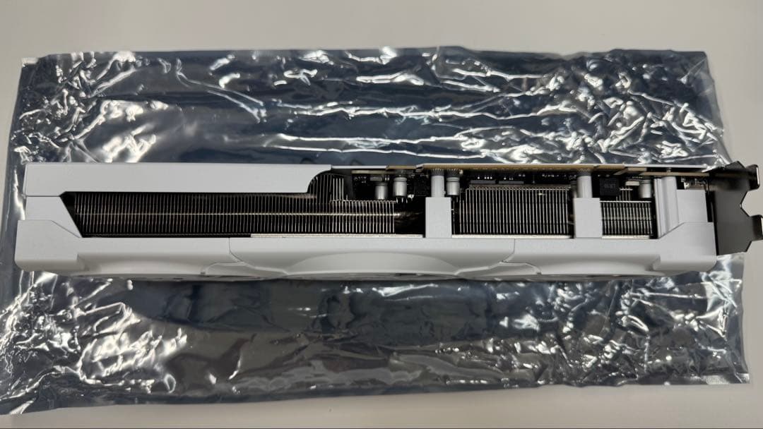 GeForce RTX5080 MSI VENTUS 3X 白色 中古 保証書無