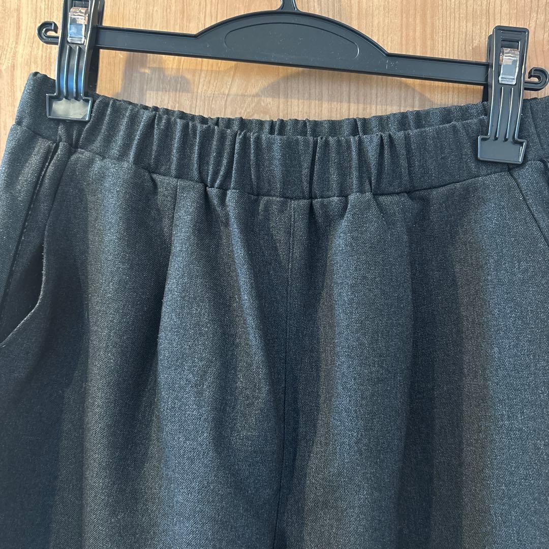 OUR パイピング使いのセミワイドパンツ