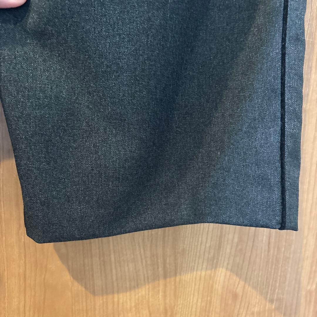 OUR パイピング使いのセミワイドパンツ