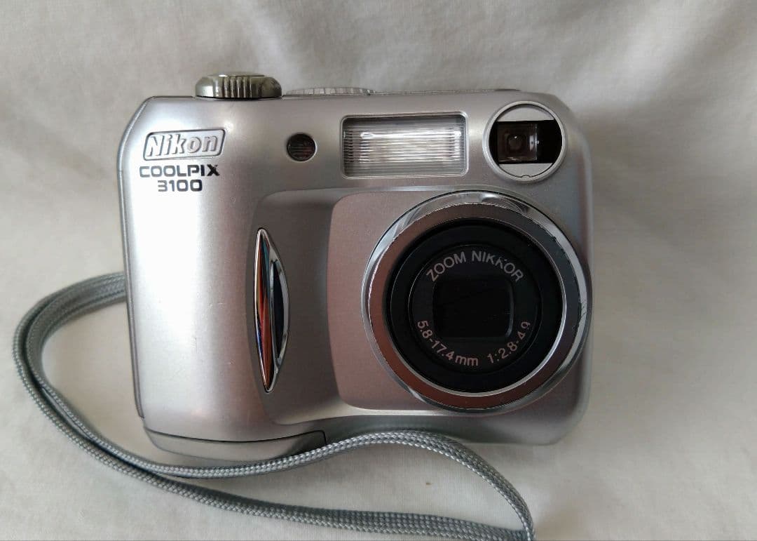 デジカメ NIKON COOLPIX 3100 付属品付き