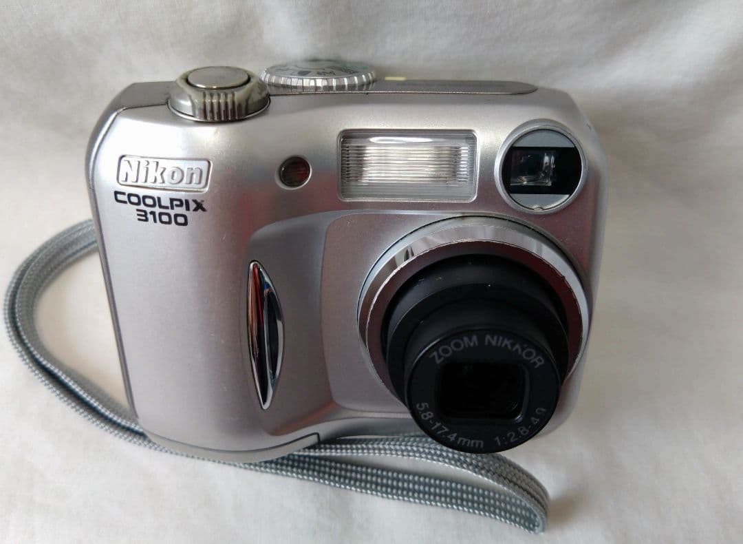 デジカメ NIKON COOLPIX 3100 付属品付き