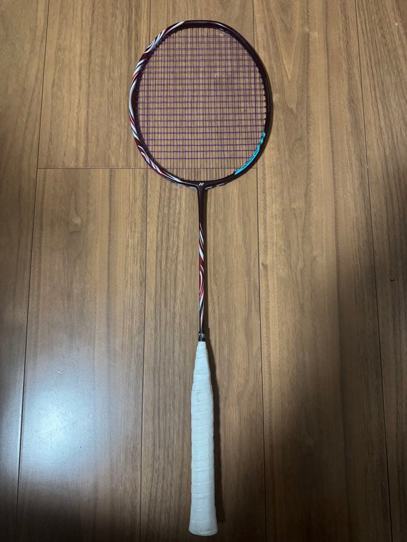 ラケット ASTROX 100ZZ