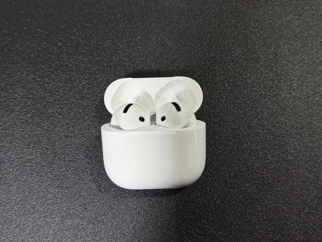 【Apple】AirPods 4 アクティブノイズキャンセルモデル【保証付き】
