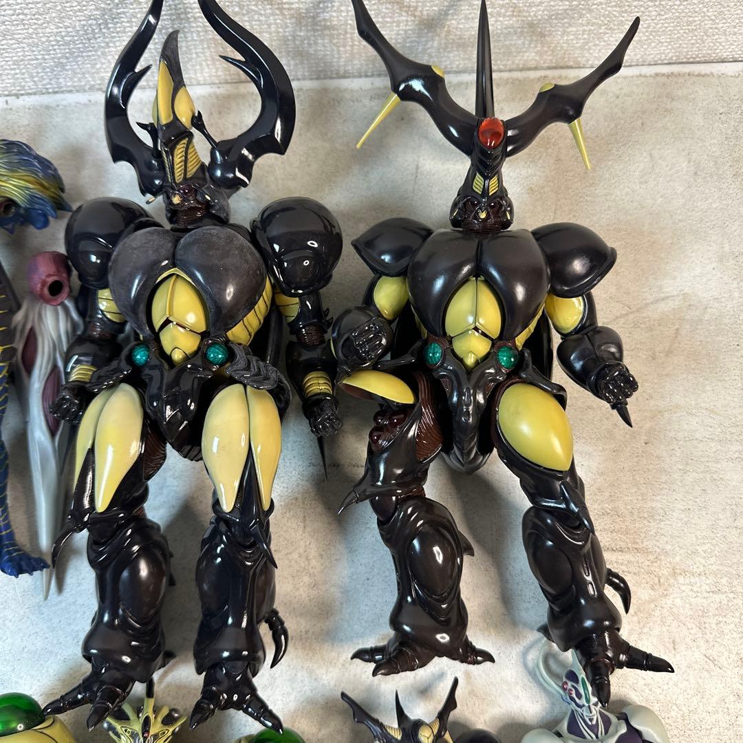 BIO FIGHTER WARS 強殖装甲ガイバー ソフビ ジャンク品