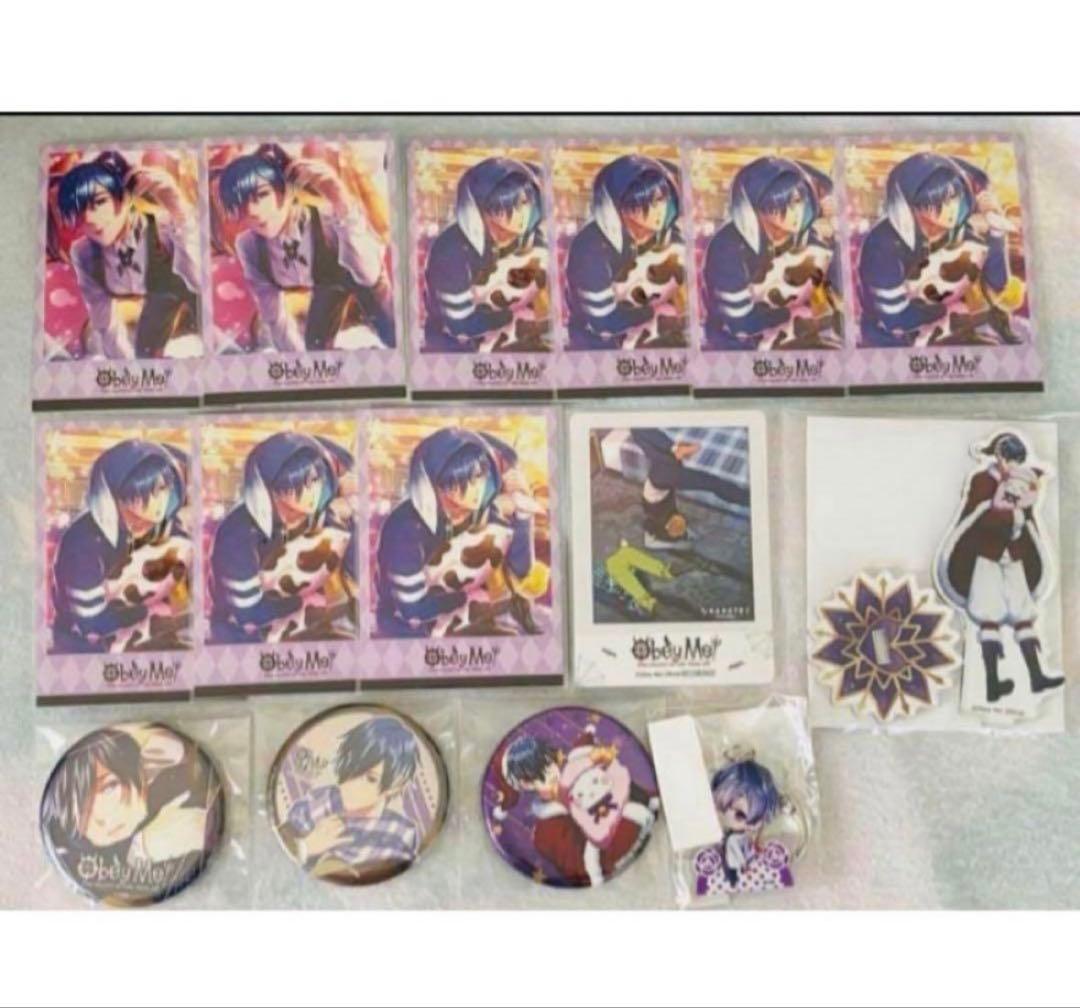 おべいみー　ベルフェゴール　チェキ10枚　缶バッジ3個　アクスタ　アクキー