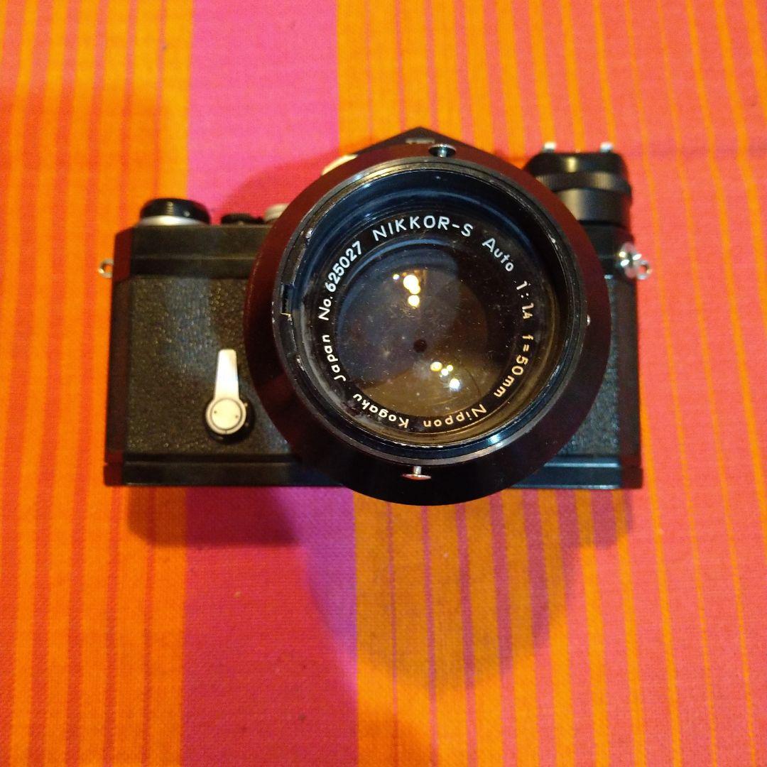 NIKON　フィルム一眼レフ　アイレベルブラック