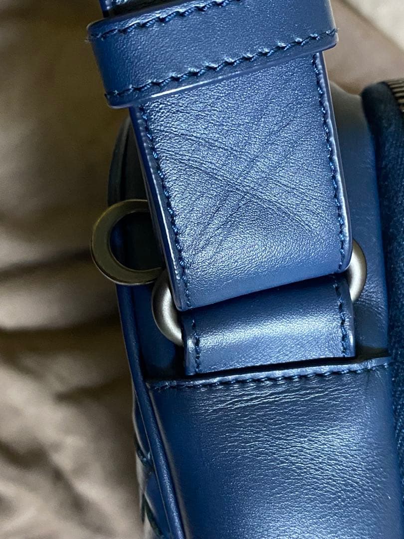 極美品　BOTTEGA Veneta メンズショルダーバッグ