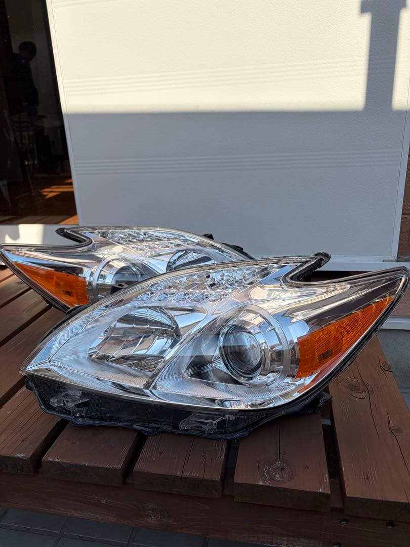 30プリウス　USヘッドライト USDM