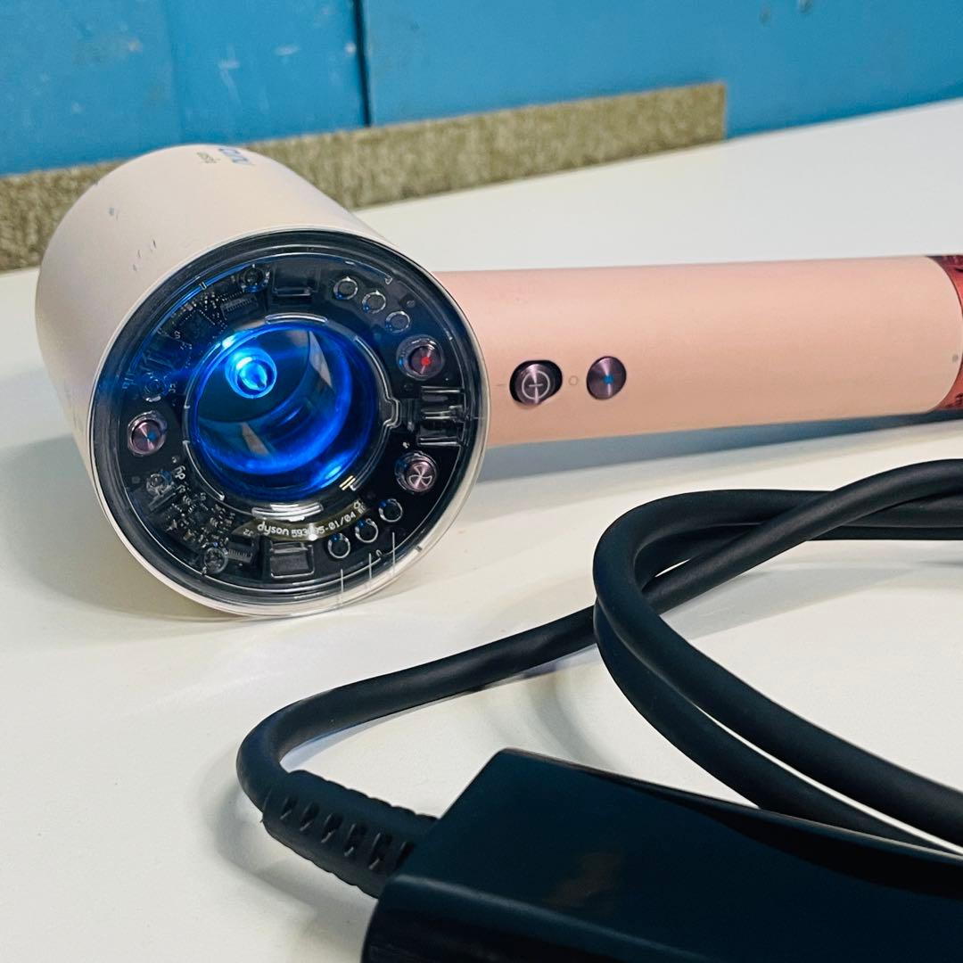 Dyson ヘアドライヤー HD16数量限定カラー さくらチェリー 。