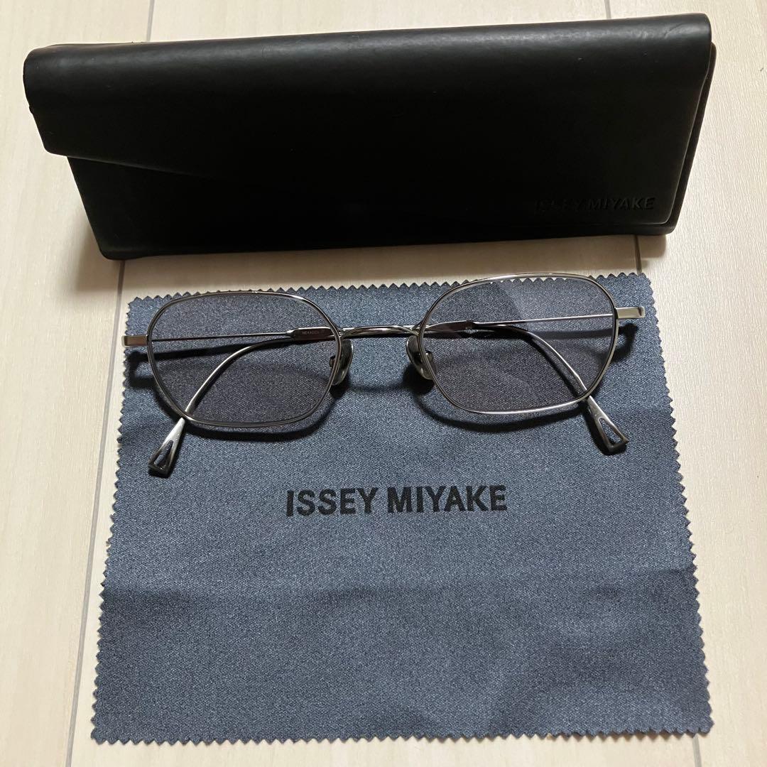 金子眼鏡　ISSEY MIYAKE EYES HEXAGON Ⅸ