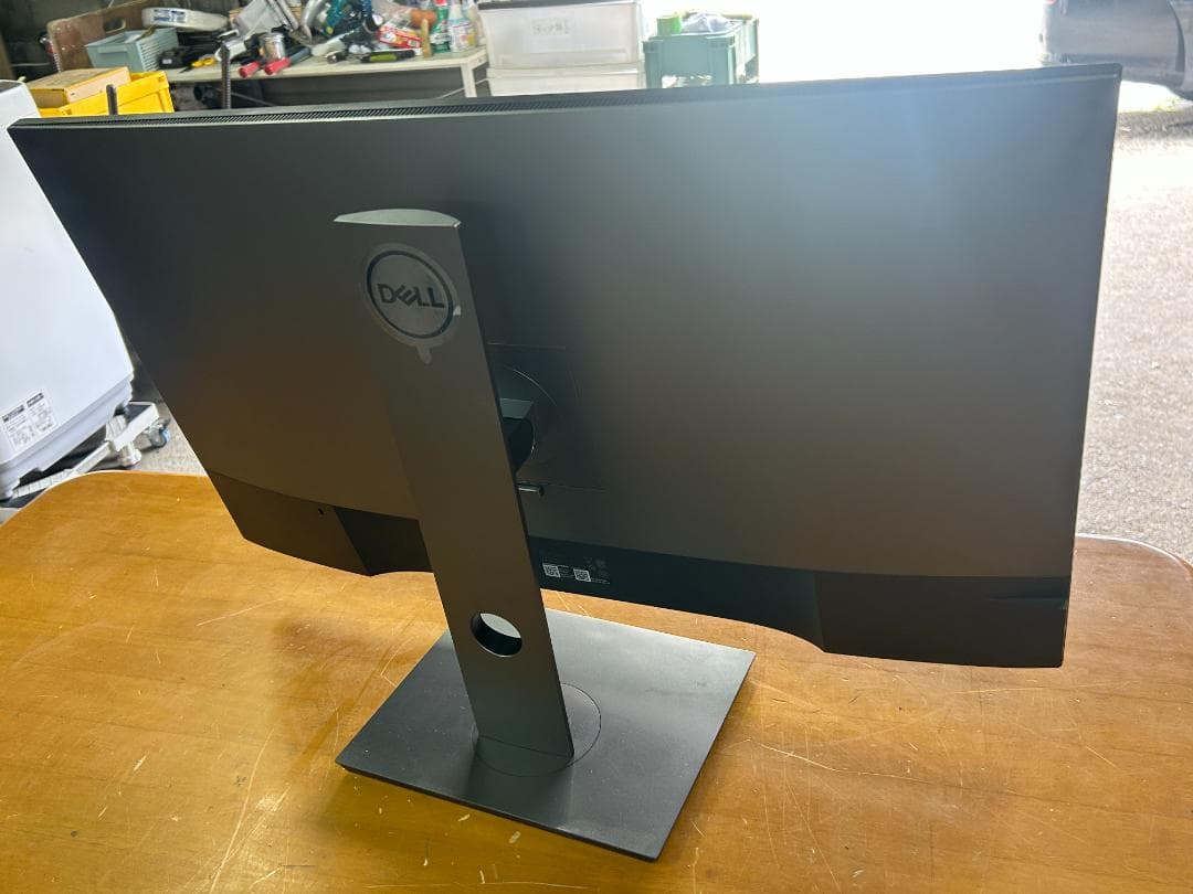 Dell U3219Q 31.5インチ 4K モニター 中古美品 USB-C対応