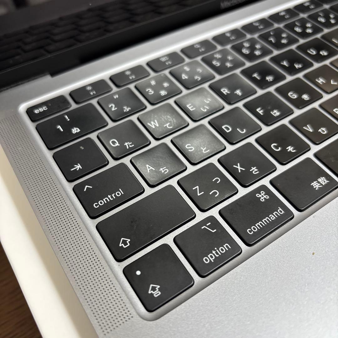 Apple MacBook Air 2020 M1チップ