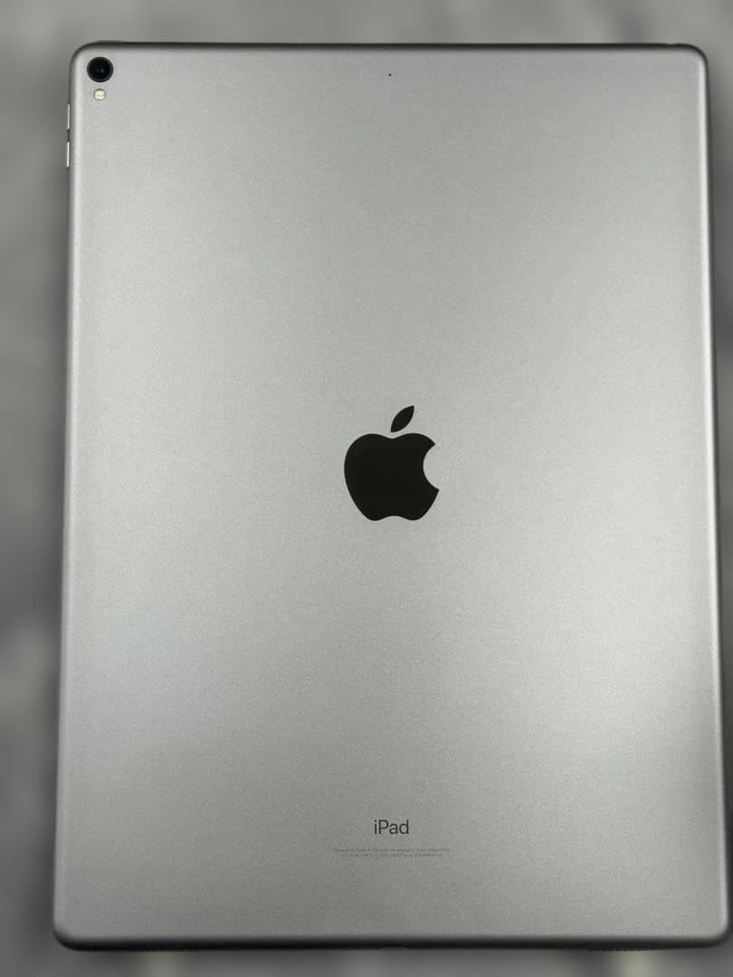 Apple iPad Pro （第２世代）　　12.9インチ シルバー