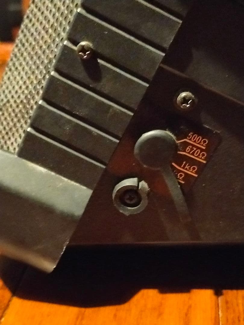 スピーカー・ウーファー TOA SPEAKER SYSTEM model BS-20W