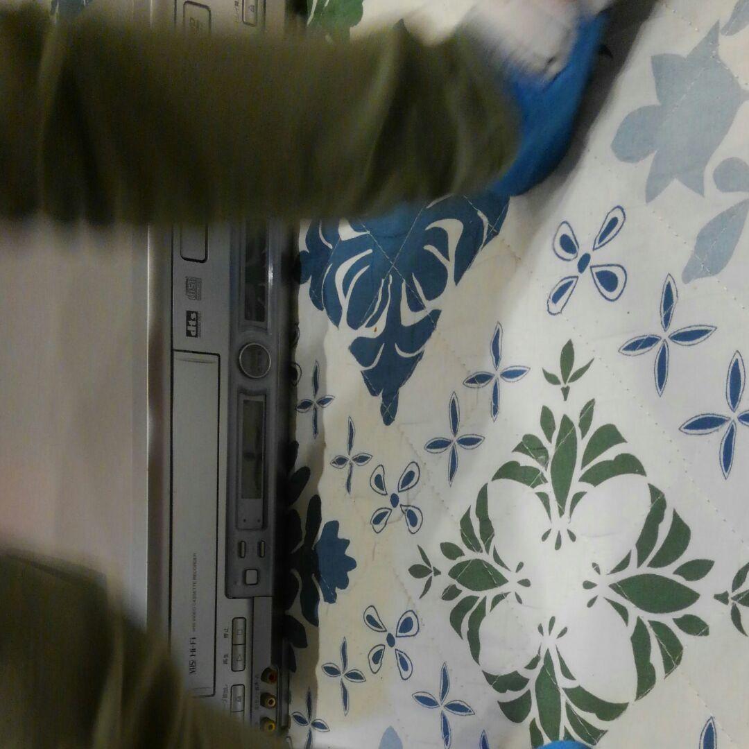 ビデオ　DVDデッキ