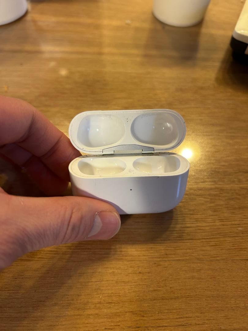 AirPods Pro 第1世代（シリコンケースのおまけ付）
